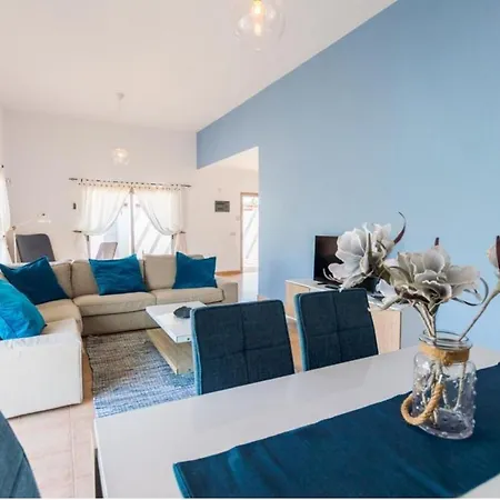 Villa Las Salinas Golf View Relax With Private Pool, Bbq & Wifi La Guirra