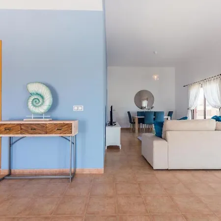 Villa Las Salinas Golf View Relax With Private Pool, Bbq & Wifi La Guirra